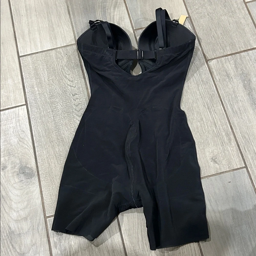 SHAPELLX Women’s Strapless Shapewear Deep Plunge Tummy Control Bodysuit D+ Cup